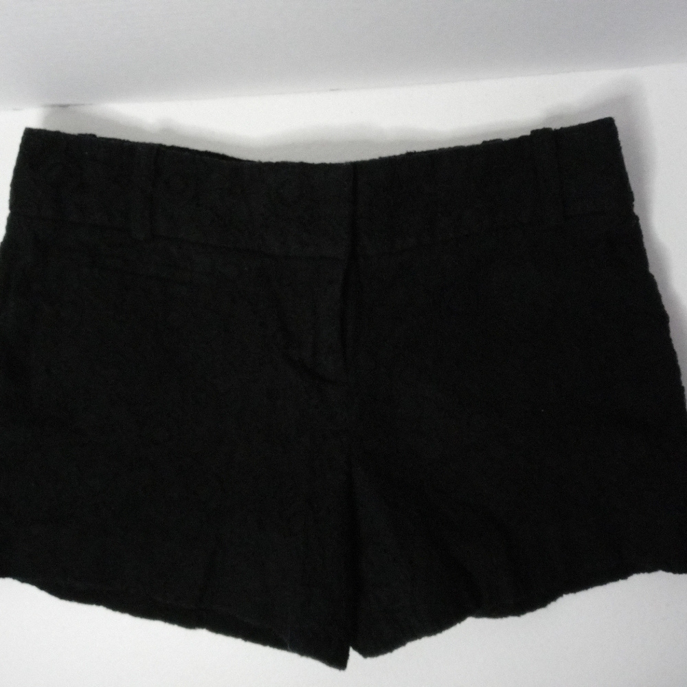 Loft size 00 black shorts